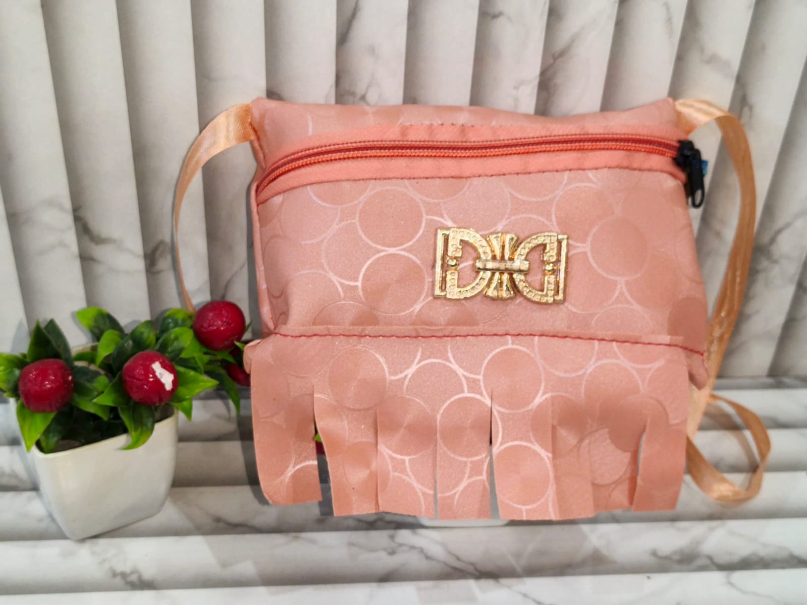 Stylish Handbag for Little Girls - Image 4